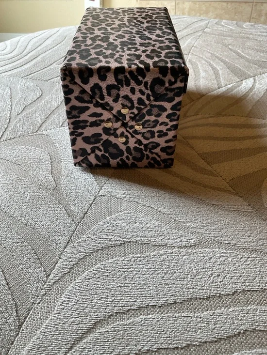 Charlotte Tilbury Black Velvet Travel Makeup Case with Leopard Trim - Picture 2 of 4